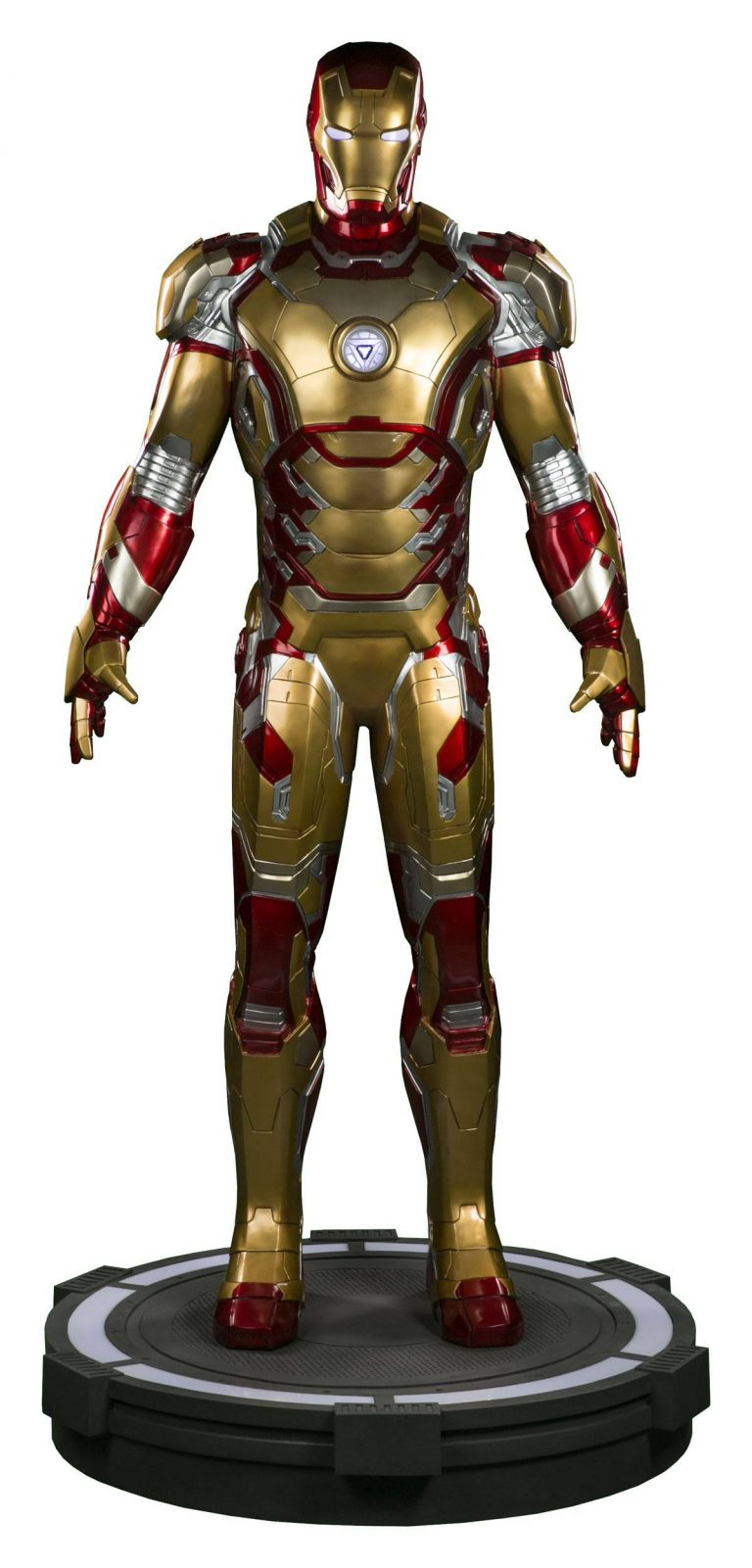 i am iron man statue