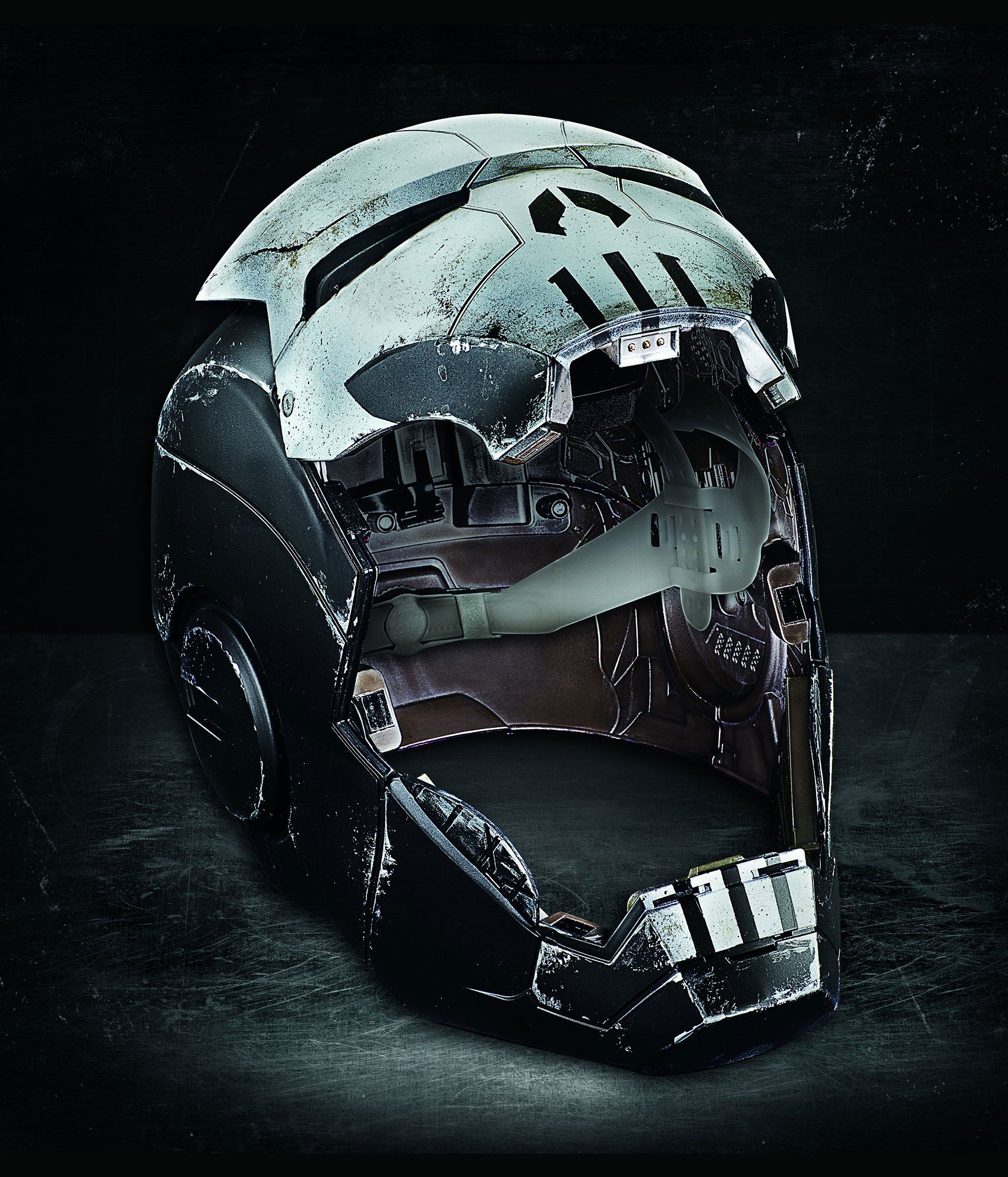 Marvel Legends Gamerverse Punisher War Machine Helmet Exclusive 
