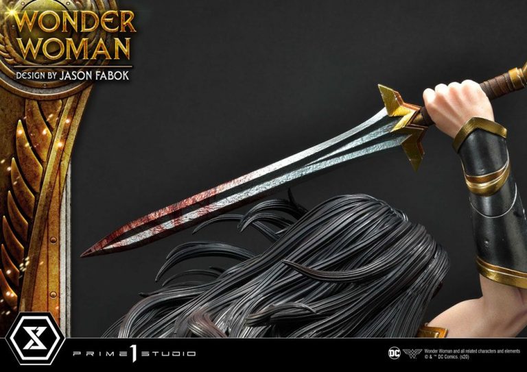wonder woman hydra statue